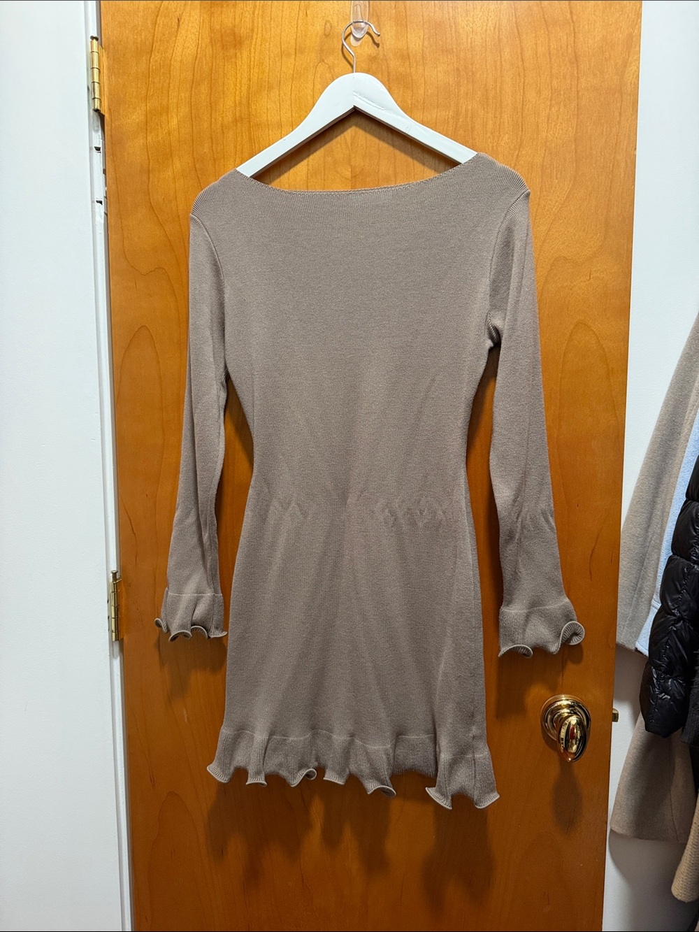 Women's Taupe Ruffle-Hem Mini Dress